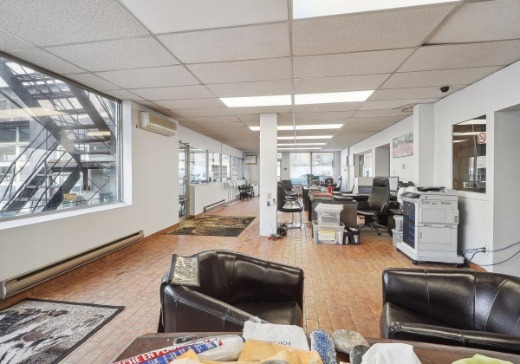 Propriété commerciale à vendre - 6320 Rue St-Jacques, Montréal (Côte-des-Neiges), H4B 1T6