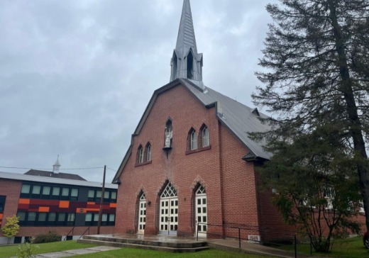 Propriété commerciale à vendre - 93 rue de l'Église, Mont St-Michel, J0W 1P0