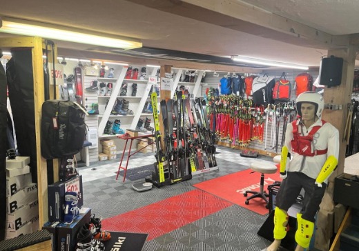 Propriété commerciale à vendre - 217 Chemin du Lac-Millette, Saint-Sauveur, J0R 1R3