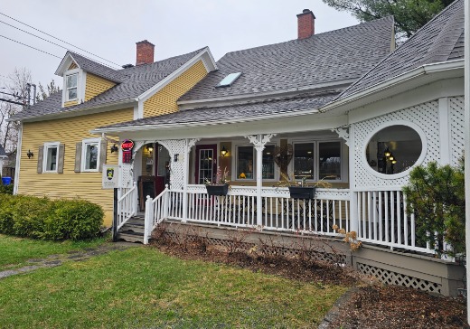 Propriété commerciale à vendre - 2329-2331 chemin du parc, Orford, J1X7A2