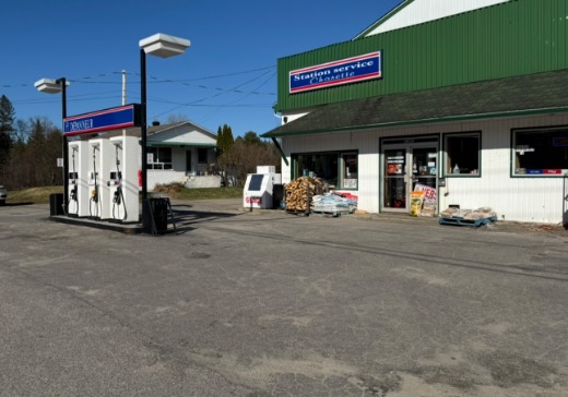 Propriété commerciale à vendre - 2142 Ch tour du lac, Nominingue, J0W1R0