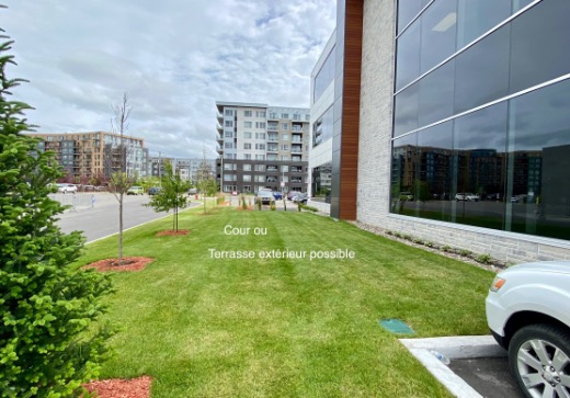 Propriété commerciale à vendre - 794 Boul. Du Curé-Labelle, Blainville, J7C 2K5