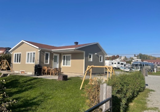 Propriété commerciale à vendre - 1 Rimouski, Rimouski, G5L 1P7