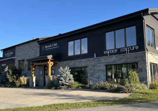 Office Building for Sale - 2 L'Usine, Baie-Saint-Paul, G3Z 1Y1