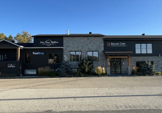 Office Building for Sale - 2 L'Usine, Baie-Saint-Paul, G3Z 1Y1