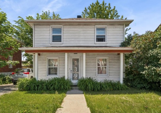 Propriété commerciale à vendre - 139  Boul. Curé-Labelle, Laval (Sainte-Rose), H7L2Z1