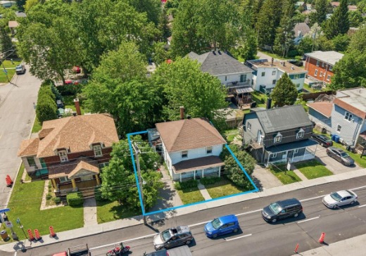 Propriété commerciale à vendre - 139  Boul. Curé-Labelle, Laval (Sainte-Rose), H7L 2Z1