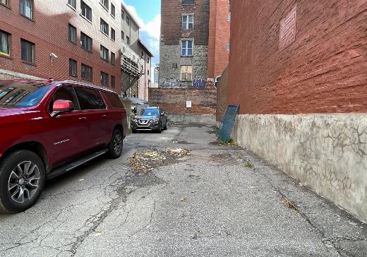 Land for Sale - 1000 Rue St-Urbain, Montreal-North, H2Z 1K6