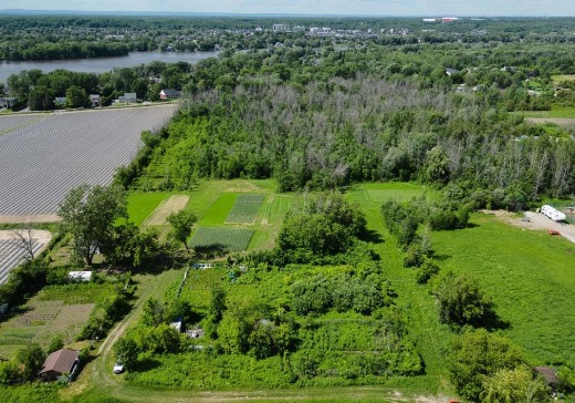 Terrain à vendre -  Boul. des Mille-Îles, Laval (Auteuil), H7J 1A8