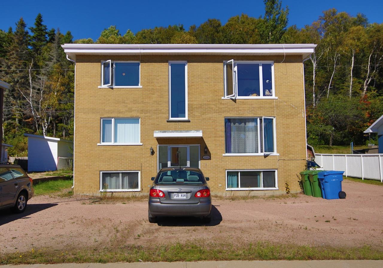 Duplex à vendre - 1148 Rue Le Strat, Baie-Comeau, G5C 1T8
