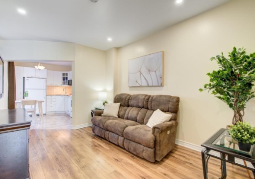 Triplex à vendre - 2057 -2061 Rue Wurtele, Montréal (Ville-Marie), H2K 2P8