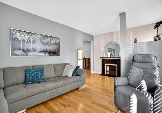 Triplex for Sale - 137 -137B Rue Nadon, Laval (Sainte-Rose), H7L 1T4