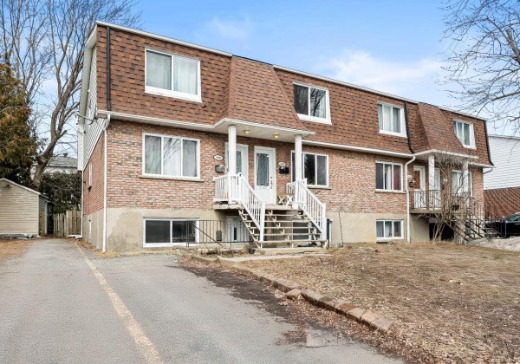 Triplex à vendre - 140 -144 Rue des Pins, Beloeil, J3G3E8