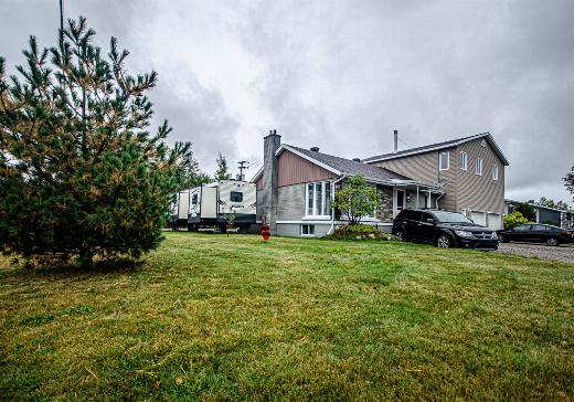 maison à étages à vendre Senneterre - 241ac