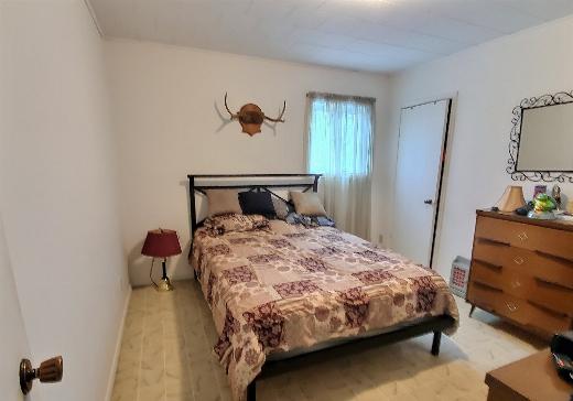 maison à étages à vendre Causapscal - 997s