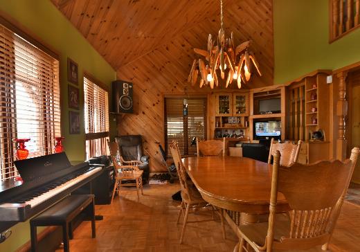 maison à étages à vendre Trois-Pistoles - 25bq