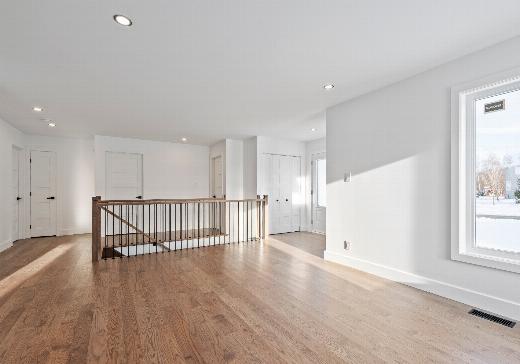 maison à étages à vendre Sherbrooke - 430ae