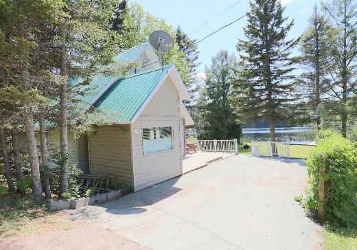 maison à étages à vendre La Baie - 4293e