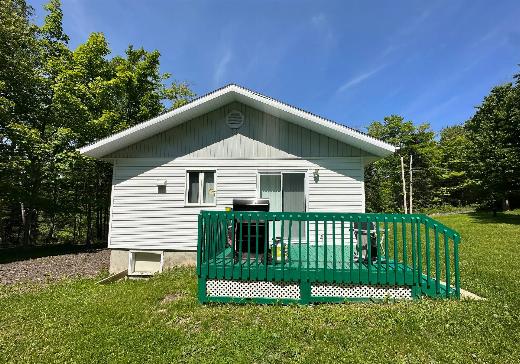 Maison à étages à vendre Rimouski - 114aq