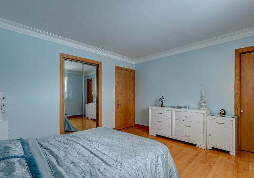 maison à étages à vendre Vercheres - 239af