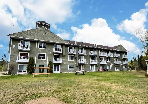 condo à vendre La Baie - 100cl