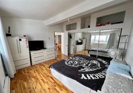 maison à étages à vendre La Tuque - 1140v