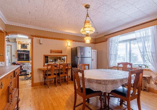 maison à étages à vendre Mont-Laurier - 582p