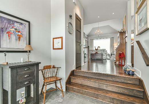 bungalow à vendre Saint-Sauveur - 70bs