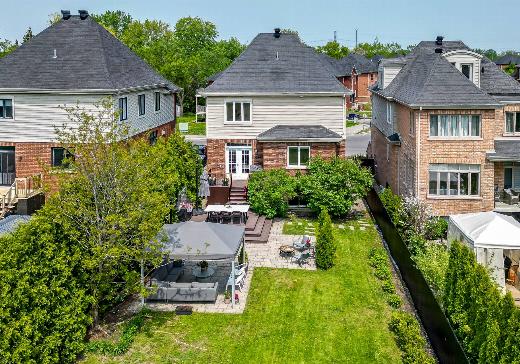 maison à étages à vendre Laval - 484r