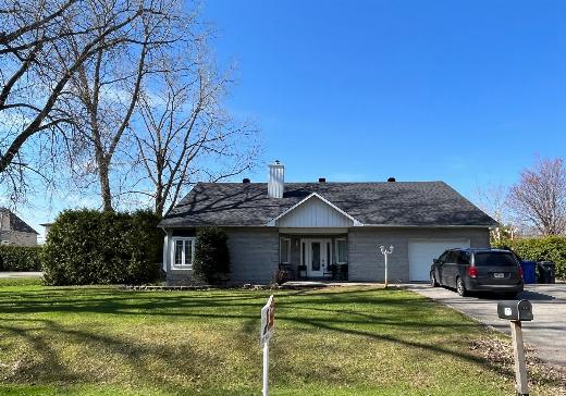 Maison à étages à vendre Rosemère - 371ah