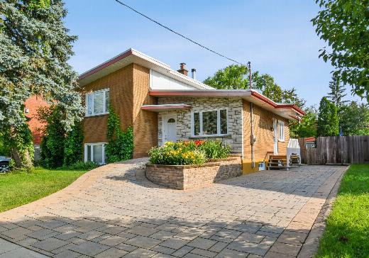 Maison à étages à vendre Longueuil - 1605v