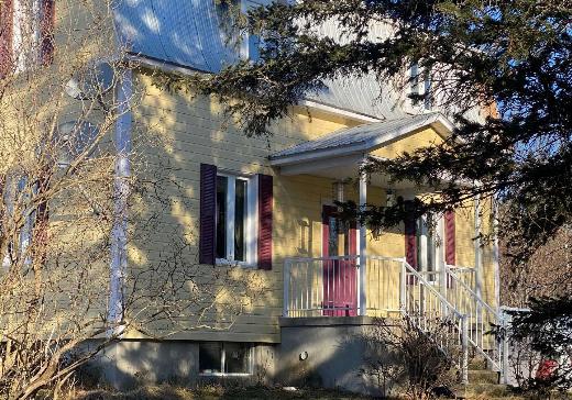 Maison à étages à vendre Trois-Rivières - 820an