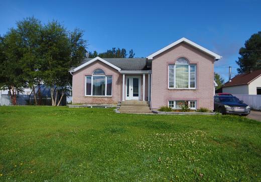 Maison à vendre Chute-aux-Outardes - 8ct