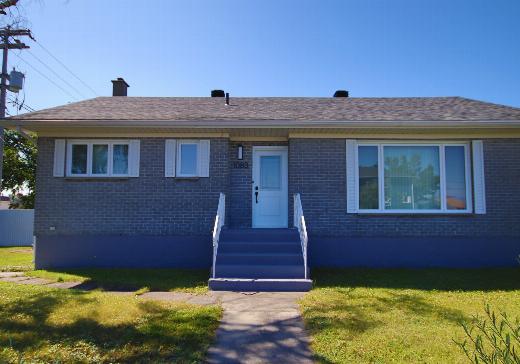 Maison à vendre Baie-Comeau - 1083g