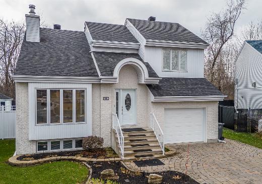 Two or more stories for sale - 6220 Rue Sanscartier, Laval, H7H2X5