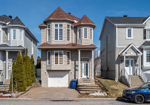 Two or more stories for sale - 1112 Rue du Canna, Laval, H7X3W4