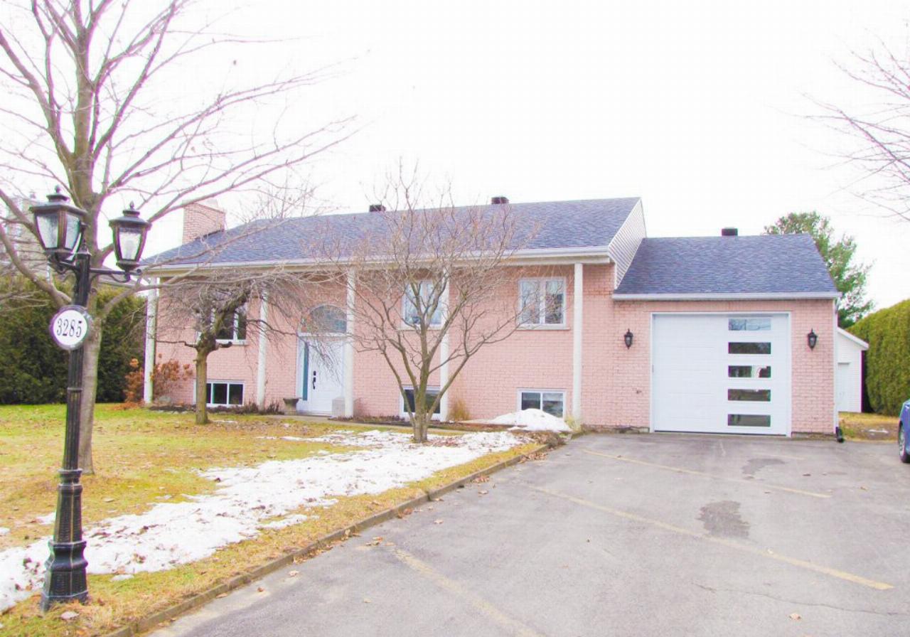 Maison à vendre - 3285 Boul. St-Jean, Trois-Rivières, G9B 2M6