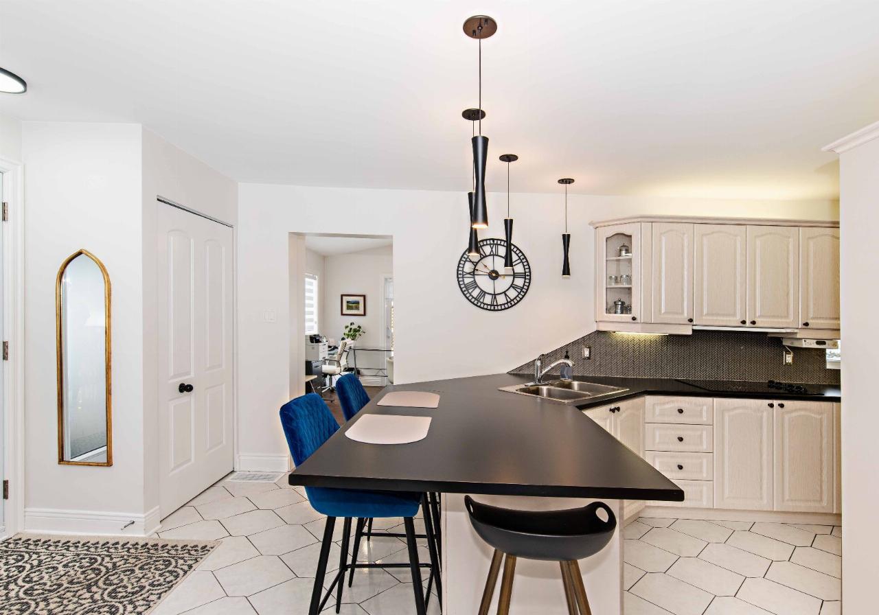 Twostorey for sale, House for sale Amos VID 781v