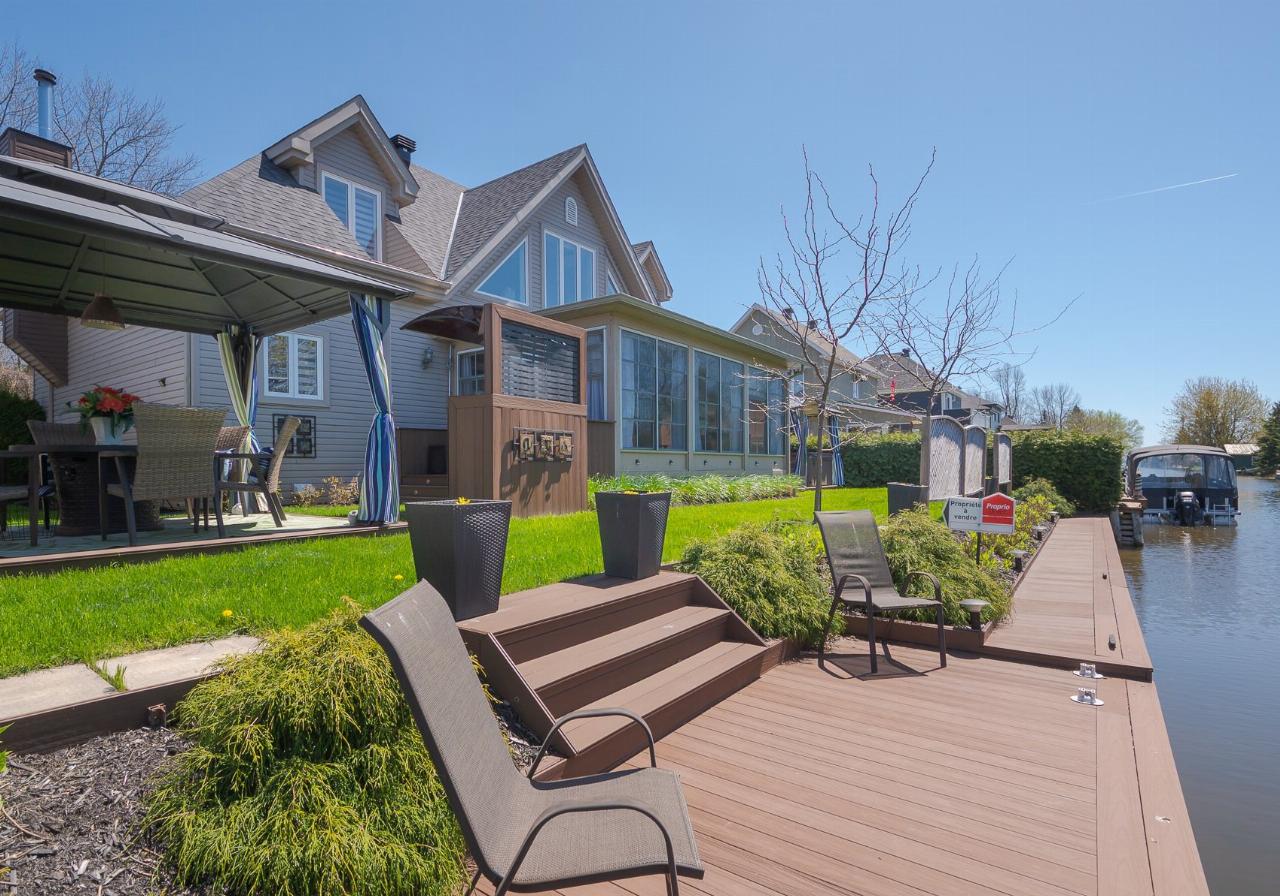 Twostorey for sale, House for sale SaintZotique VID 199aq