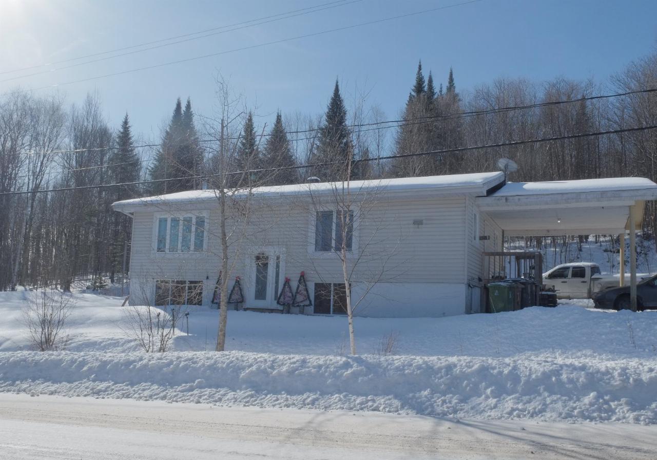 House for sale - 19 Ch. du Village, Mont-Laurier, J0W 1J0