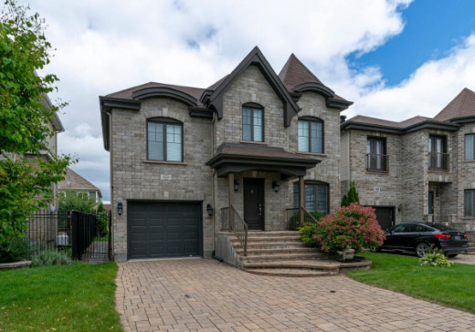 Two or more stories for sale - 6640 Rue Césaire, Brossard, J4Z0H3