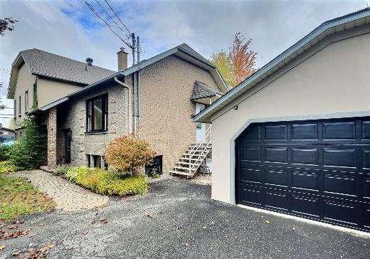 Two or more stories for sale - 2880 Rue Galt O., Sherbrooke, J1K2Z7