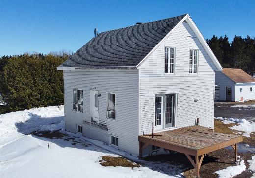 Two or more stories for sale - 159 Rue Principale, Rimouski, G0K1A0