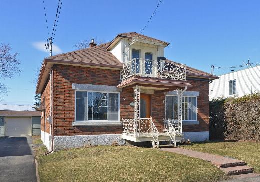 Two or more stories for sale - 82 Rue Dupuis, Beauharnois, J6N2X2