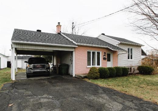 House for sale - 105 Rue Marquette, Drummondville, J2B 8A7