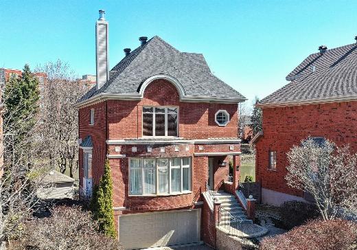 Two or more stories for sale - 10355 Prom. des Riverains, Anjou, H1J3C3