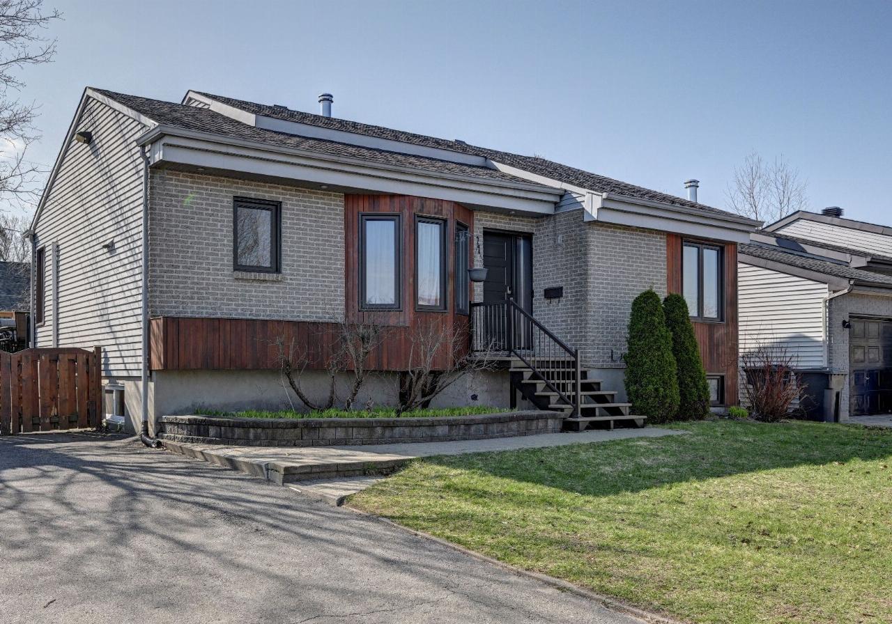 House for sale - 1 Rue Marie-Hypolite, Blainville, J7C 4L4