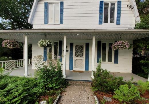 Two or more stories for sale - 227 Rue Martineau, Nominingue, J0W1R0