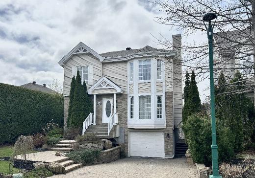 Two or more stories for sale - 2894 Rue d'Amay, Laval, H7K3V5