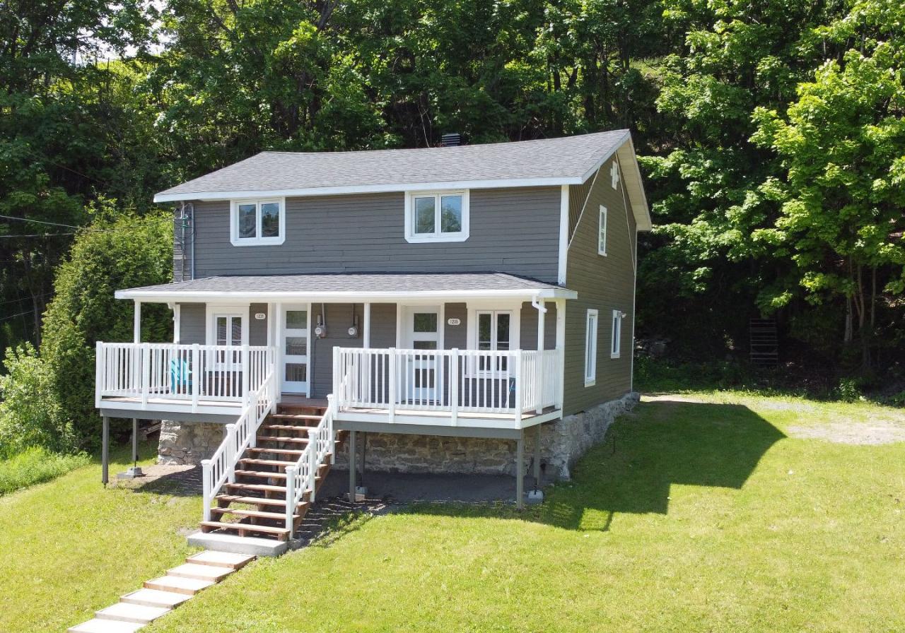 Twostorey for sale, House for sale La Malbaie VID 1225